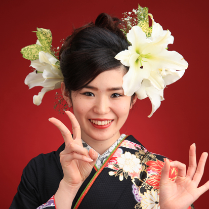 生花の髪飾りで成人式前撮り 米沢川西高畠 サカヰ写真館 サカイ写真館